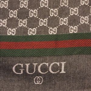 Gucci scarf
